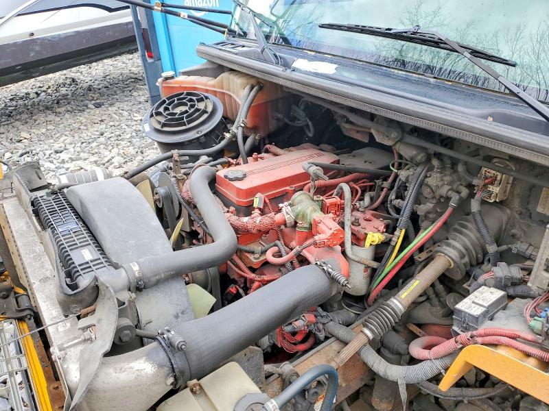 2011 Thomas Saf-t-line VIN 4UZABRDT9BCAU4974 COPART salvage auction — NORMAL WEAR, CT, sold $2,000 on 2026-09-21 (photo 7)