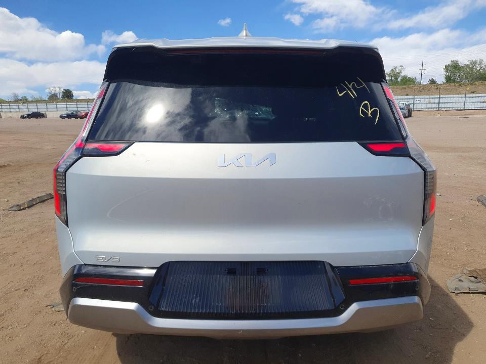2026 Kia Ev9 VIN 5XYADFS53TG005020 COPART salvage auction — ROOF, CO, sold $6,800 on 2026-07-20 (photo 6)
