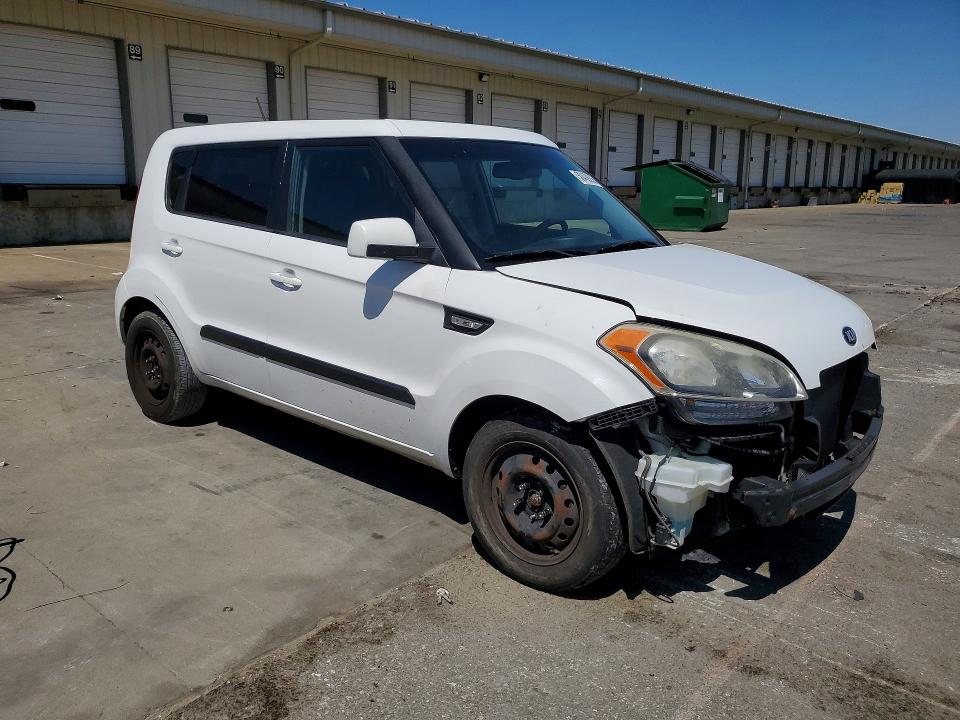2013 Kia Soul VIN KNDJT2A57D7494033 COPART salvage auction — FRONT END, Salvage Title, sold $125 on 2026-07-30 (photo 4)