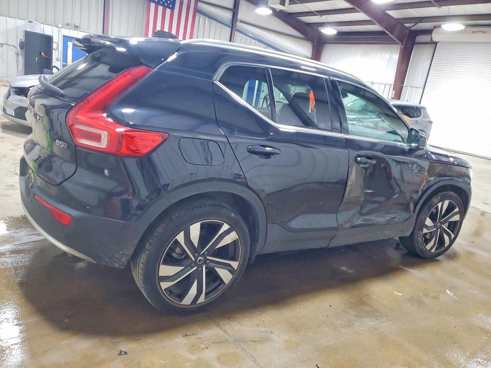 2024 Volvo Xc40 VIN YV4L12UE9R2269043 COPART salvage auction — SIDE, Salvage Title, sold $12,200 on 2026-07-15 (photo 3)
