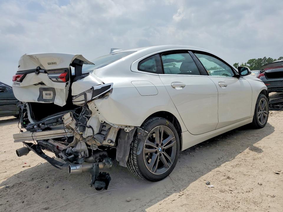 2022 BMW 2er VIN WBA73AK06N7K16889 COPART salvage auction — REAR END, Tx - Salvage Vehicle Title, sold $4,250 on 2026-07-17 (photo 3)