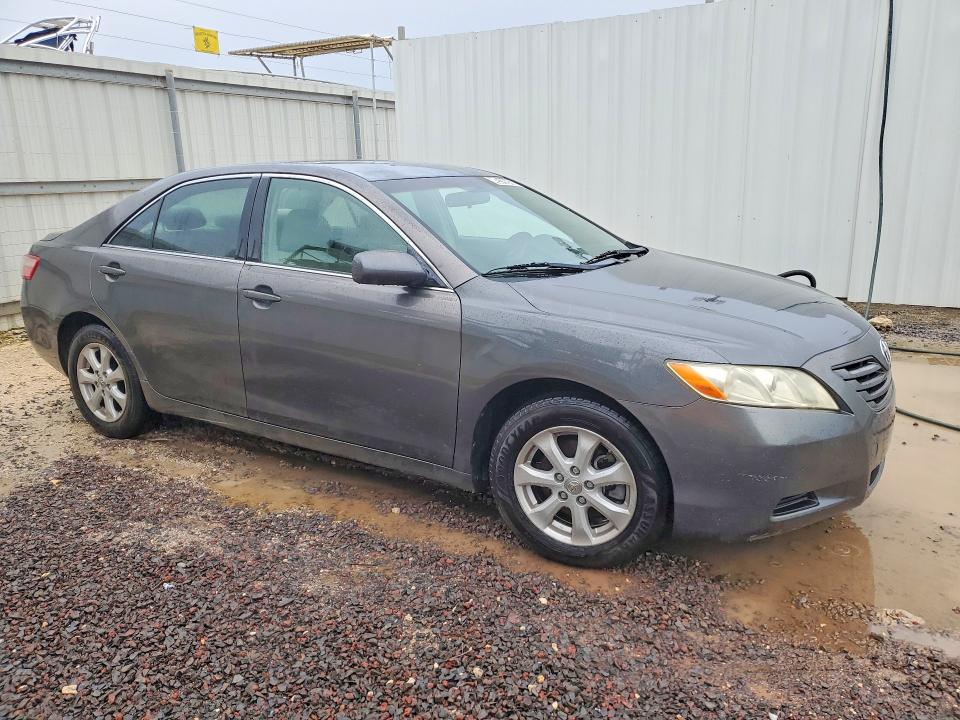 2007 Toyota Camry VIN JTNBE46K973074418 COPART salvage auction — NORMAL WEAR, HI - CERT OF TITLE-REPOSSESSION, sold $2 on 2026-07-13 (photo 4)