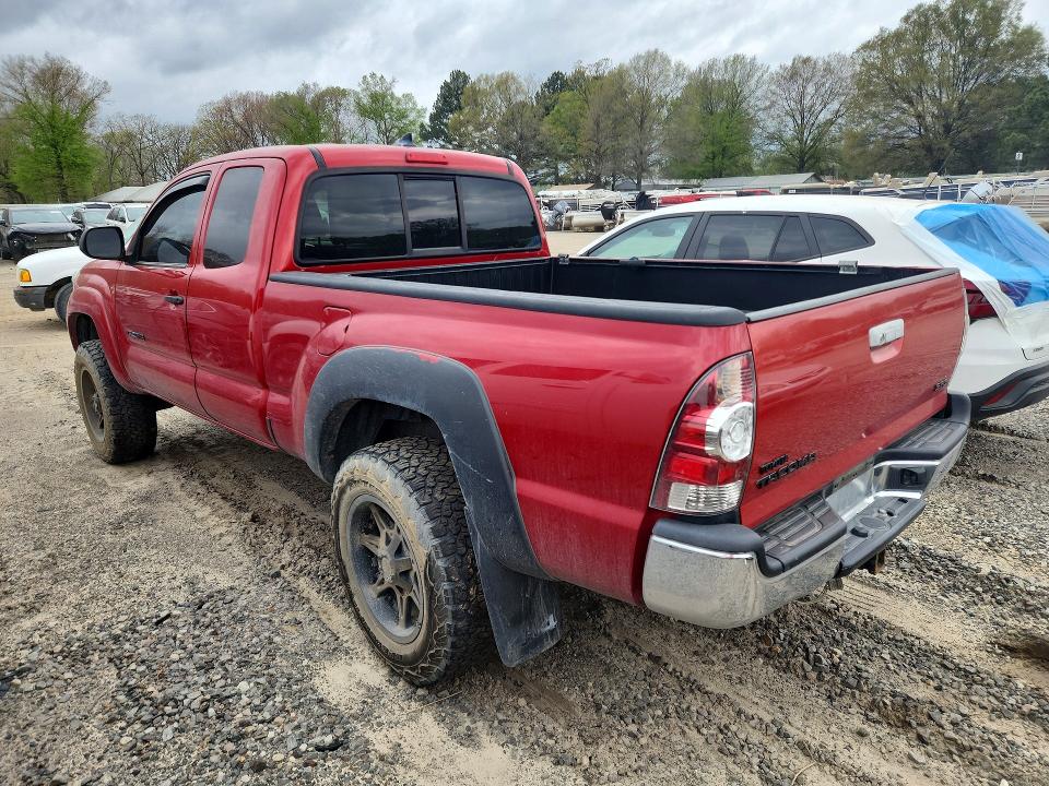 2014 Toyota Tacoma VIN 5TFUX4EN9EX026555 COPART salvage auction — UNDERCARRIAGE, AR - CERT OF TITLE-SALVAGE, sold $7,500 on 2026-07-13 (photo 2)