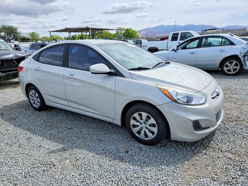 2016 Hyundai Accent VIN KMHCT4AE6GU090839 COPART salvage auction — MINOR DENT/SCRATCHES, Ca - Dis/Dlr/Exp Only Clean Title, sold $1,400 on 2026-07-17 (photo 4)