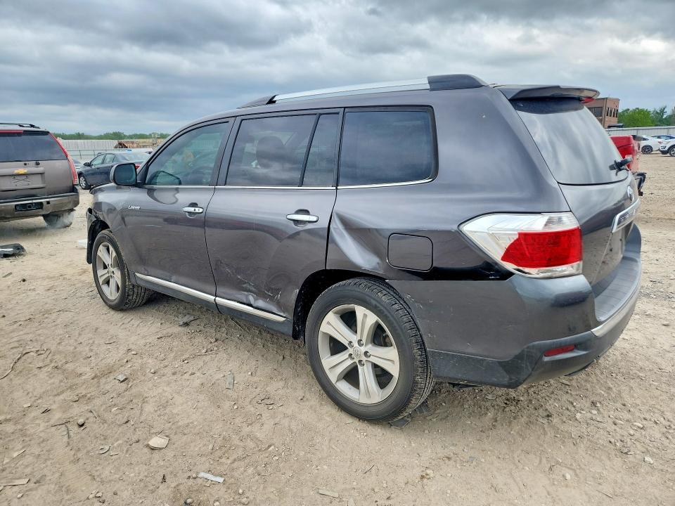 2013 Toyota Highlander VIN 5TDYK3EH3DS097307 COPART salvage auction — FRONT END, Tx - Salvage Vehicle Title, sold $5,000 on 2026-07-07 (photo 2)