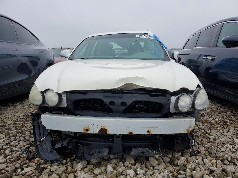 2008 Buick Allure VIN 2G4WF582X81269839 COPART salvage auction — SIDE, On - Permit Irrepairable, sold $200 on 2026-07-09 (photo 5)