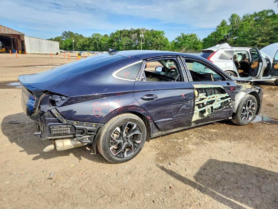 2024 Hyundai Sonata VIN KMHL64JAXRA375150 COPART salvage auction — REAR END, Tx - Salvage Vehicle Title, sold $6,200 on 2026-07-17 (photo 3)