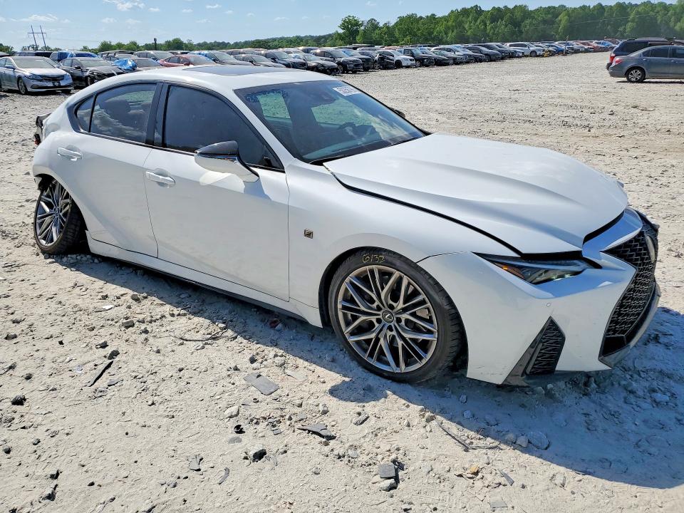 2022 Lexus Is VIN JTHAP1D25N5001767 COPART salvage auction — SIDE, Salvage Title, sold $6,100 on 2026-07-27 (photo 4)