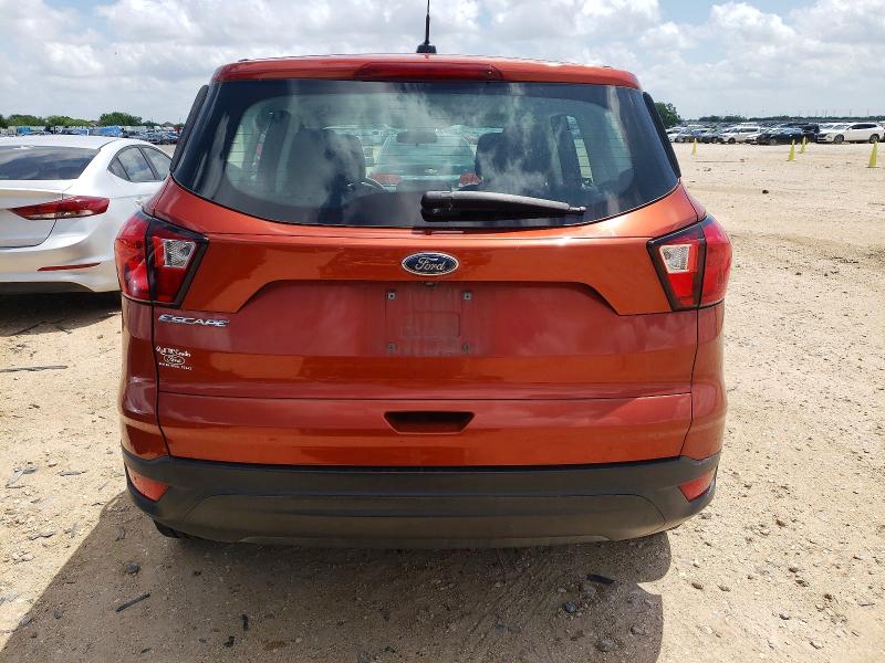 2019 Ford Escape VIN 1FMCU0F75KUB26125 COPART salvage auction — FRONT END, Tx - Salvage Vehicle Title, sold $1,750 on 2026-07-09 (photo 6)
