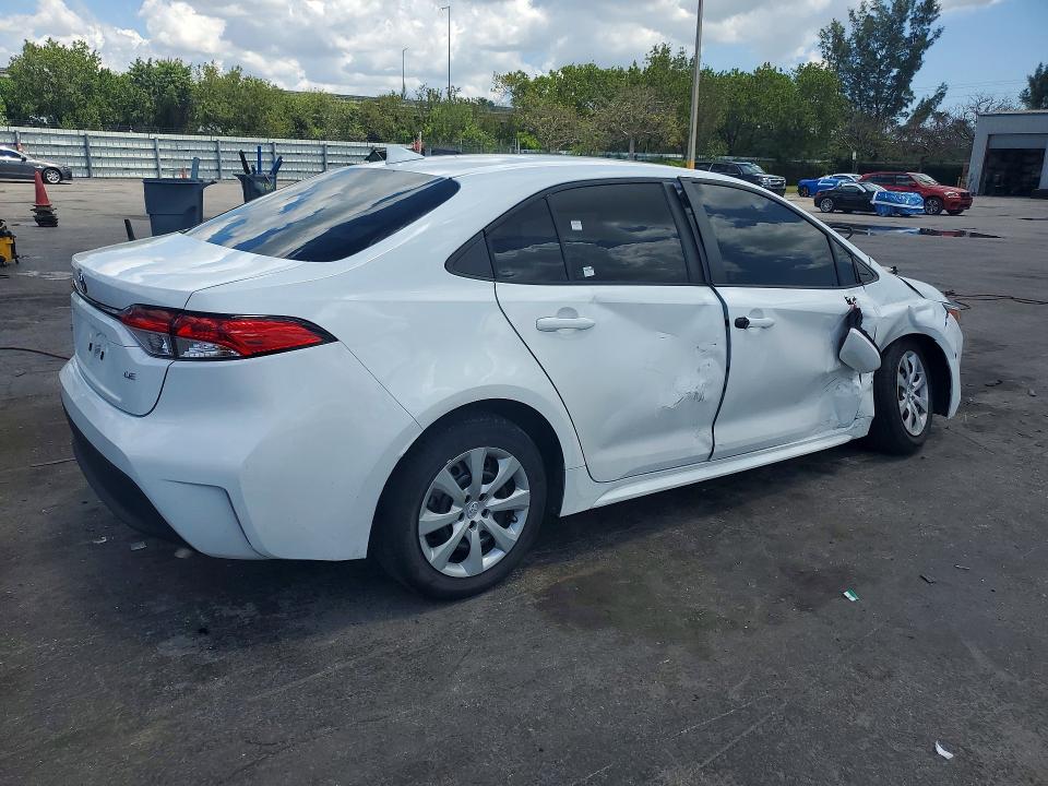 2023 Toyota Corolla VIN 5YFB4MDE6PP008145 COPART salvage auction — SIDE, Salvage Title, sold $5,400 on 2026-08-20 (photo 3)