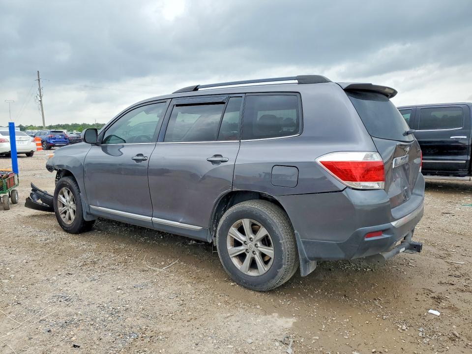 2013 Toyota VIN 5TDZA3EH5DS038007 COPART salvage auction — FRONT END, Salvage Title, sold $950 on 2026-07-23 (photo 2)