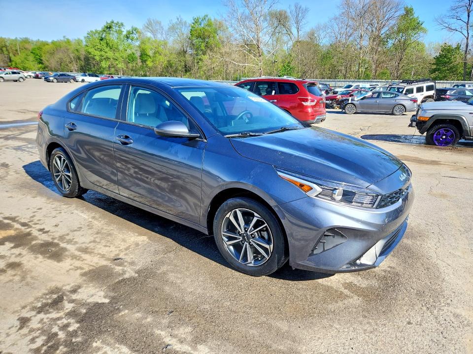 2023 Kia Forte VIN 3KPF24AD7PE580748 COPART salvage auction — HAIL, Pa - Certificate Of Salvage, sold $6,700 on 2026-07-02 (photo 4)