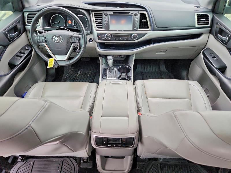 2019 Toyota Highlander VIN 5TDKZRFH3KS569537 COPART salvage auction — FRONT END, TX - SALVAGE VEHICLE TITLE, sold $8,300 on 2026-07-21 (photo 8)