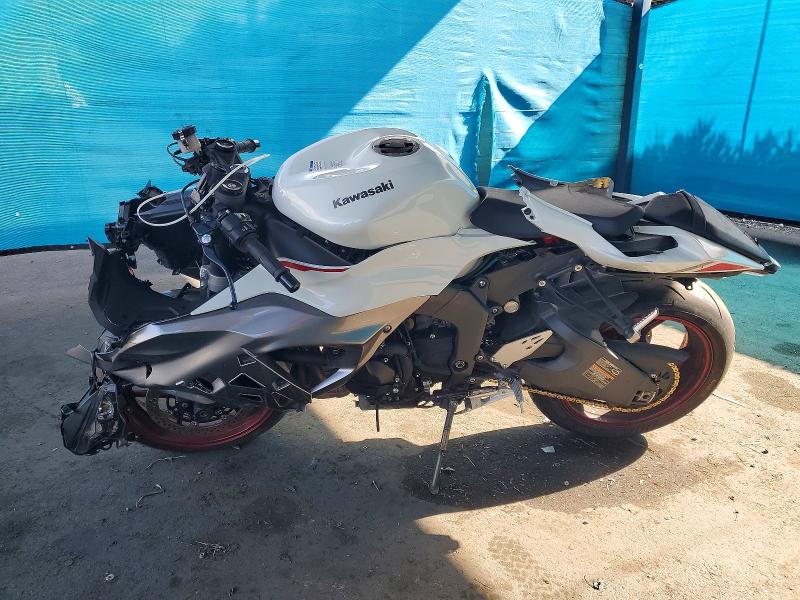 2025 Kawasaki Zx VIN JKBZXJJ16SA017484 COPART salvage auction — FRONT END, Ca - Salvage Certificate, sold $2,050 on 2026-07-09 (photo 3)