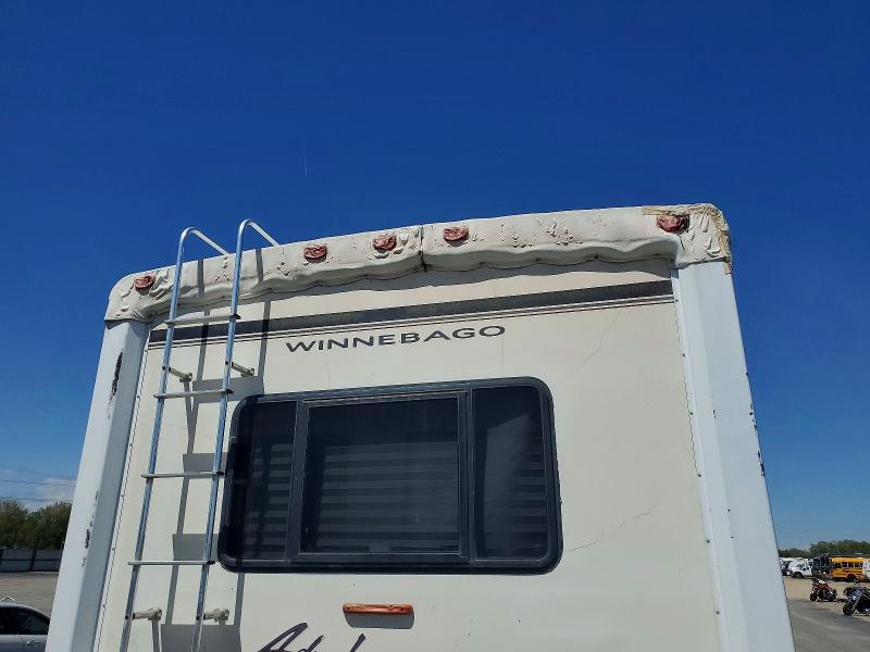 1999 Winn Motorhome VIN 3FCMF53S9XJA11145 COPART salvage auction — BURN, ID - SALVAGE CERTIFICATE OF TITLE, sold $1,500 on 2026-07-09 (photo 9)