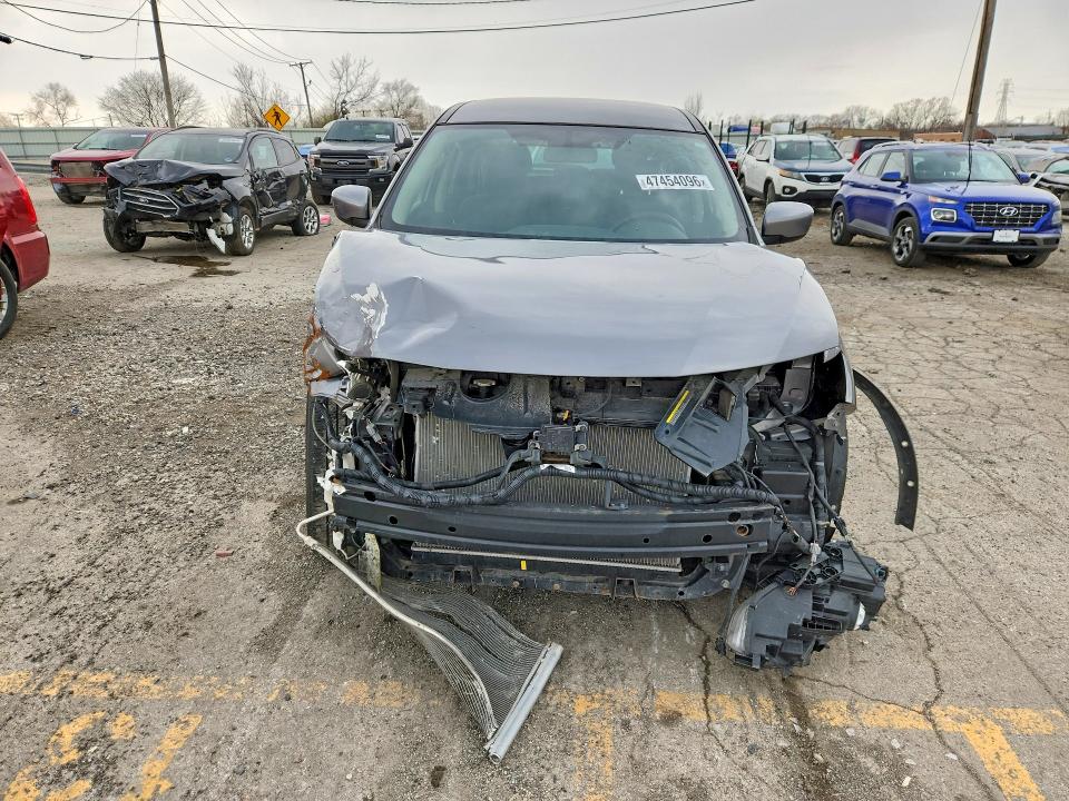 2018 Nissan Rogue VIN KNMAT2MV3JP575716 COPART salvage auction — FRONT END, Il - Salvage Certificate, sold $650 on 2026-07-10 (photo 5)