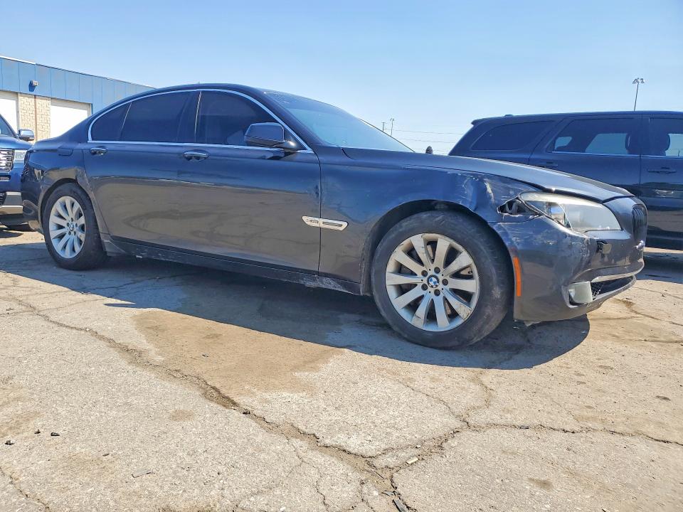2011 BMW 7er VIN WBAKC6C5XBC395118 COPART salvage auction — FRONT END, Mi - Certificate Of Title, sold $550 on 2026-07-24 (photo 4)