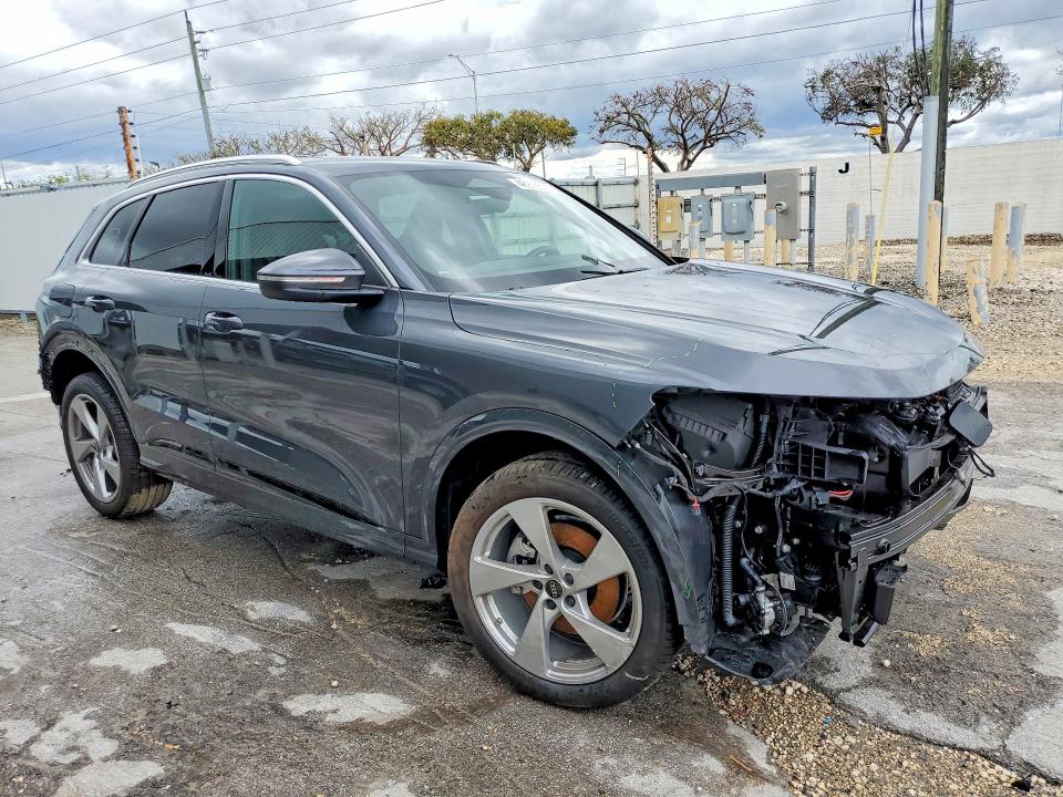 2025 Audi Q5 VIN WA12AAGU6S2043070 COPART salvage auction — FRONT END, Id - Salvage Certificate Of Title, sold $20,000 on 2026-07-29 (photo 4)