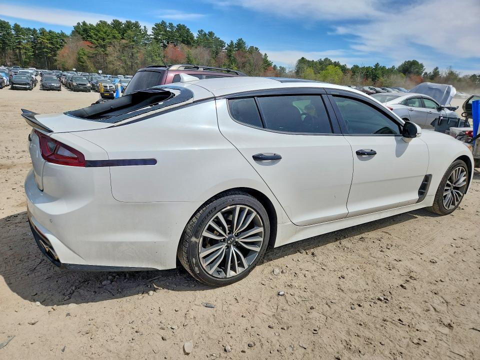 2019 Kia Stinger VIN KNAE25LA9K6042200 COPART salvage auction — SIDE, Ma - Cert Of Title-Salvage, sold $5,600 on 2026-07-02 (photo 3)