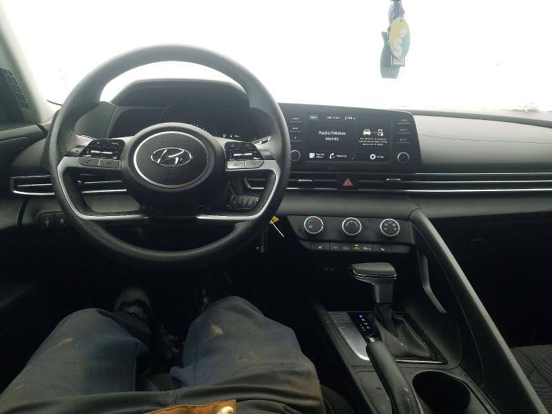2023 Hyundai Elantra VIN KMHLM4AG4PU585328 COPART salvage auction — REAR END, Qc - Gravement Accidente, sold $1,650 on 2026-07-28 (photo 8)
