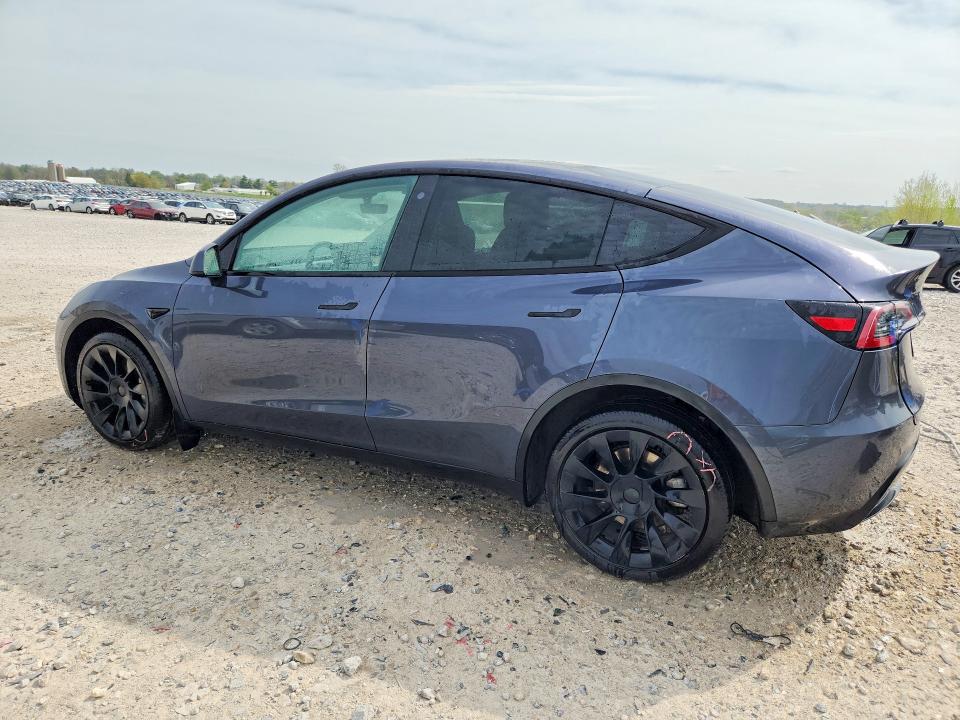 2023 Tesla Model y VIN 7SAYGDEE0PF695489 COPART salvage auction — FRONT END, MI, sold $13,800 on 2026-07-23 (photo 2)