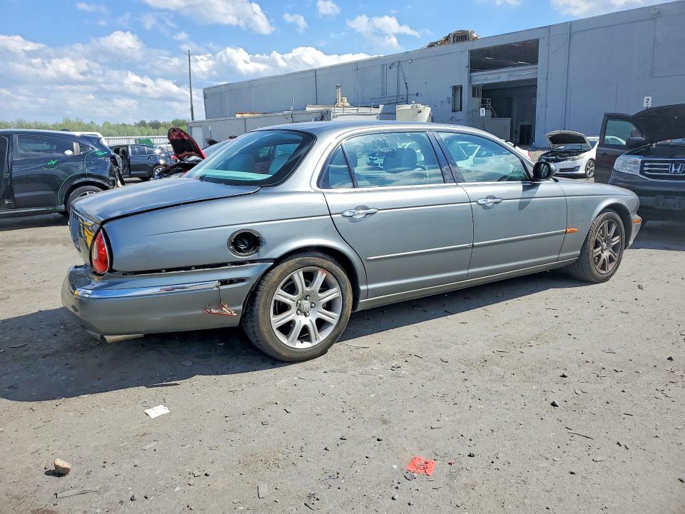 2005 Jaguar Xj series VIN SAJWA79C95SG48787 COPART salvage auction — REAR END, VA - CERT OF TITLE - SALVAGE, sold $375 on 2026-07-08 (photo 3)