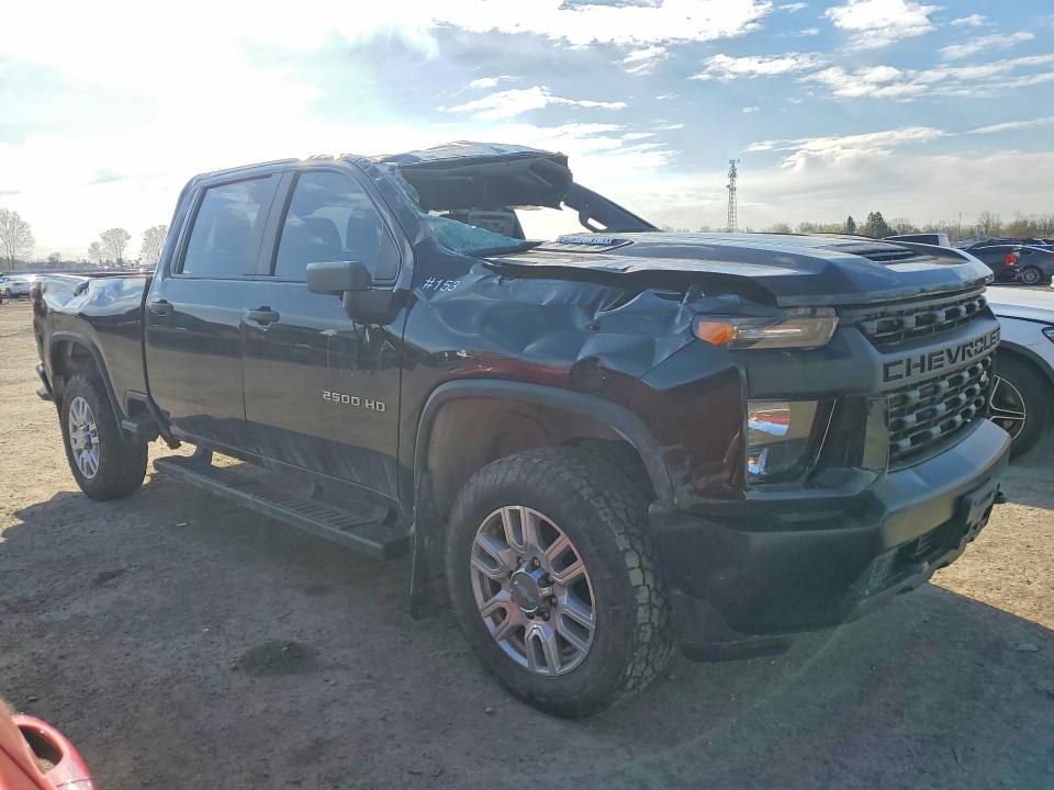 2023 Chevrolet Silverado VIN 2GC4YLEY2P1713913 COPART salvage auction — ROLLOVER, On - Permit No Brand - Unfit, sold $12,300 on 2026-07-09 (photo 4)