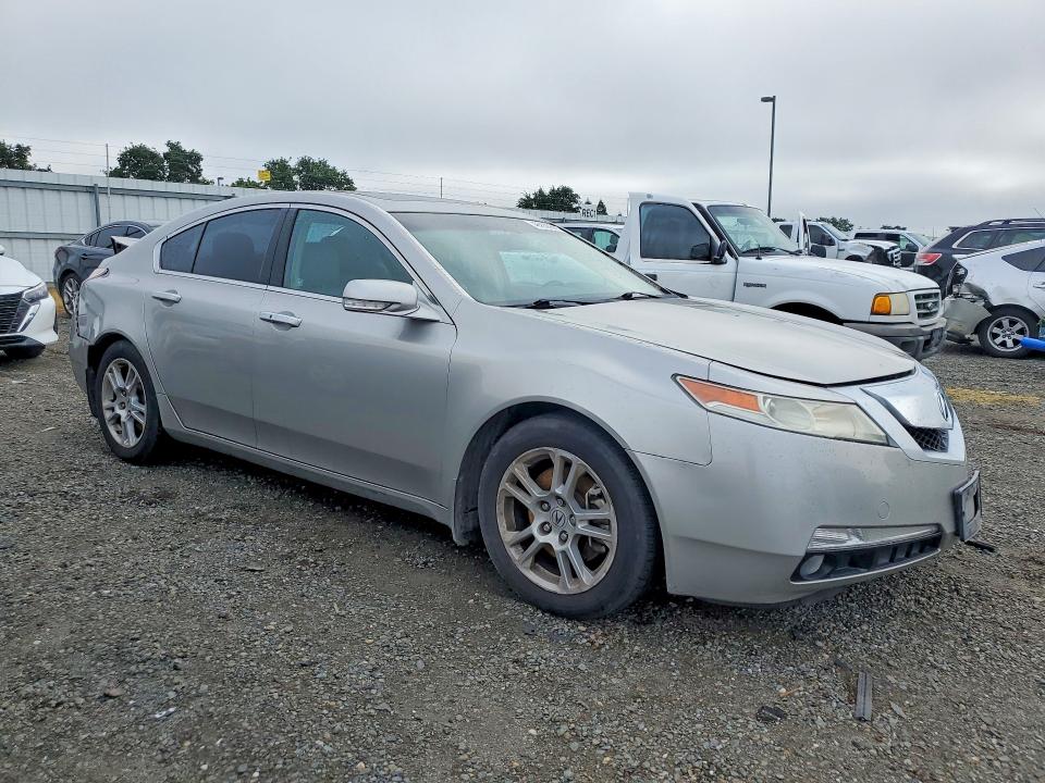 2010 Acura Tl VIN 19UUA8F55AA018197 COPART salvage auction — REAR END, CA - SALVAGE CERTIFICATE, sold $325 on 2026-07-30 (photo 4)