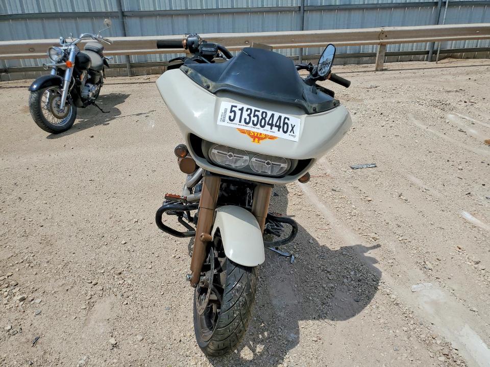 2023 Harley-davidson VIN 1HD1ACL19PB622696 COPART salvage auction — SIDE, TX - SALVAGE VEHICLE TITLE, sold $7,300 on 2026-07-23 (photo 2)
