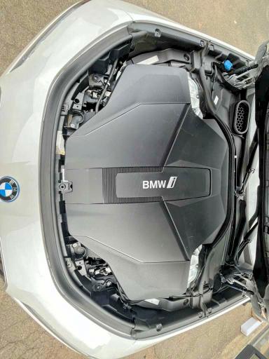 2023 BMW I7 VIN WBY53EJ08PCL69978 COPART salvage auction — MINOR DENT/SCRATCHES, Ca - Certificate Of Title (P), sold $50,000 on 2026-07-30 (photo 8)