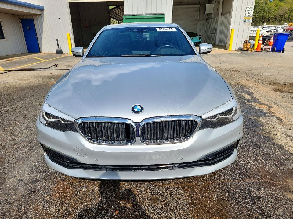 2019 BMW 5er VIN WBAJA5C56KBX86641 COPART salvage auction — MINOR DENT/SCRATCHES, Al - Certificate Of Title, sold $6,300 on 2026-07-28 (photo 5)