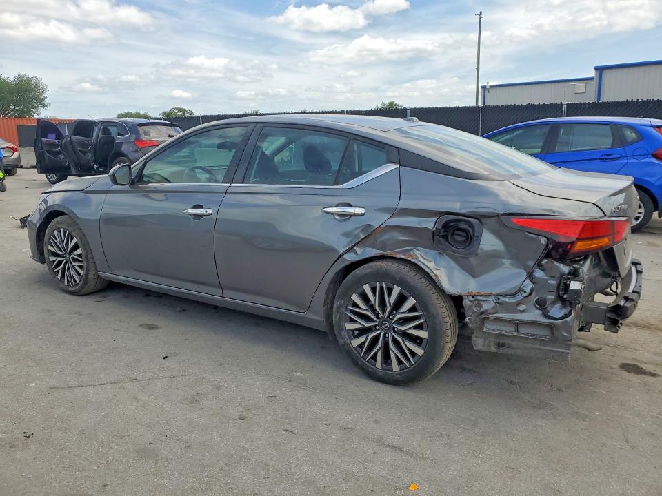 2023 Nissan Altima VIN 1N4BL4DV4PN366804 COPART salvage auction — REAR END, TN - SALVAGE CERTIFICATE, sold $7,500 on 2026-07-30 (photo 2)