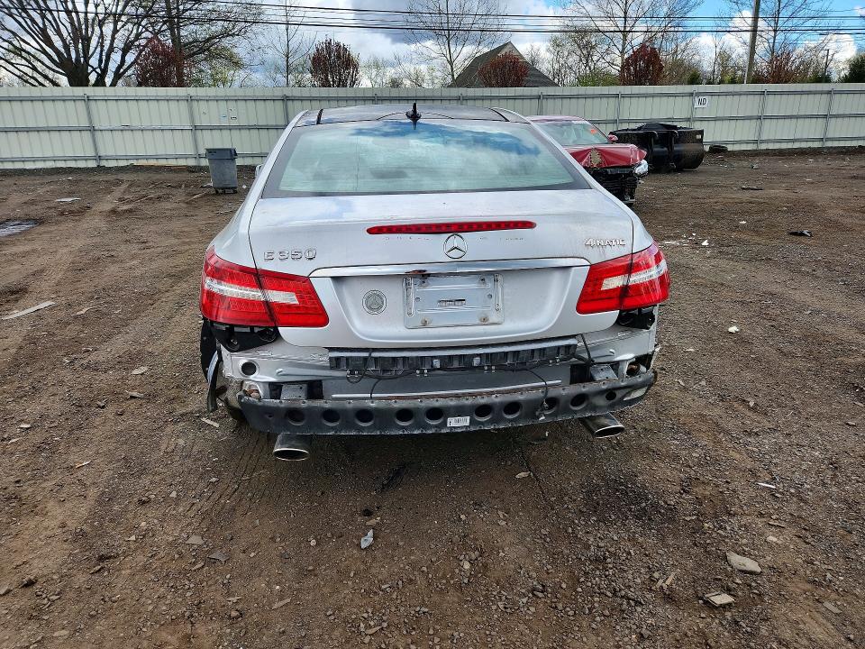 2013 Mercedes-benz E-klasse VIN WDDKJ8JB8DF196489 COPART salvage auction — ENGINE BURN, Id - Salvage Certificate Of Title, sold $650 on 2026-07-17 (photo 6)