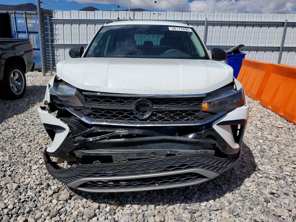 2022 Volkswagen Taos VIN 3VVCX7B29NM066696 COPART salvage auction — FRONT END, Nv - Salvage Title, sold $1,600 on 2026-07-09 (photo 5)