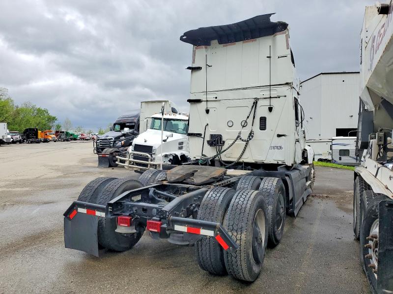 2024 International VIN 3HSDZAPR4RN406585 COPART salvage auction — SIDE, In - Certificate Of Title (P), sold $19,100 on 2026-07-07 (photo 4)