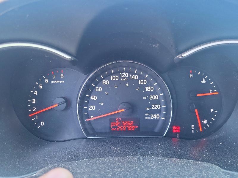 2015 Kia Sorento VIN 5XYKTCA68FG595672 COPART salvage auction — FRONT END, Ns - Cert Of Registration, sold $400 on 2026-07-16 (photo 9)