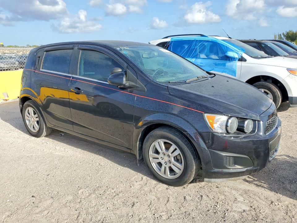 2015 Chevrolet SONIC VIN 1G1JC6SH5F4147569 COPART salvage auction — MINOR DENT/SCRATCHES, Fl - Cert Of Title-Slvg Rebld Flood, sold $950 on 2026-07-21 (photo 4)