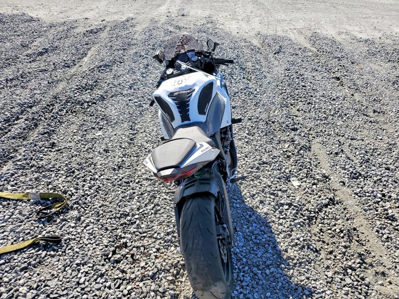 2021 Kawasaki ZX636 VIN JKBZXJH11MA008393 COPART salvage auction — Front End, SC - CERT OF TITLE-SALVAGE, sold $3,550 on 2026-07-02 (photo 6)
