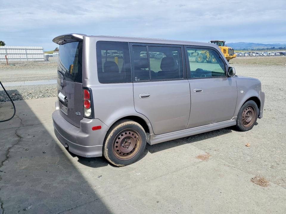 2006 Toyota Scion VIN JTLKT324764065449 COPART salvage auction — SIDE, CA - DIS/DLR/EXP APP FOR DUP CLEAN, sold $825 on 2026-07-13 (photo 3)