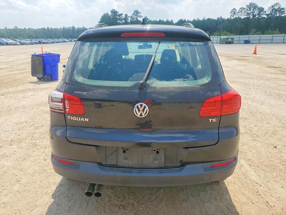 2017 Volkswagen Tiguan VIN WVGAV7AX0HK001591 COPART salvage auction — ROLLOVER, Sc - Cert Of Title-Salvage, sold $1,300 on 2026-07-20 (photo 6)