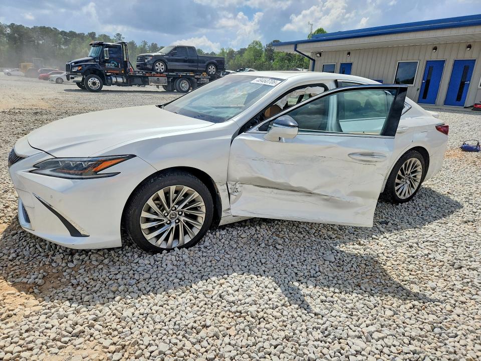 2019 Lexus ES VIN JTHB21B14K2044507 COPART salvage auction — SIDE, Ga - Cert Of Title-Salvage, sold $15,400 on 2026-07-09 (photo 1)