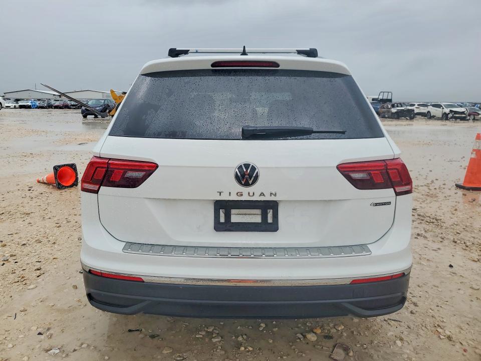 2024 Volkswagen Tiguan VIN 3VVAB7AX8RM208285 COPART salvage auction — FRONT END, Tx - Salvage Vehicle Title, sold $80 on 2026-07-30 (photo 6)