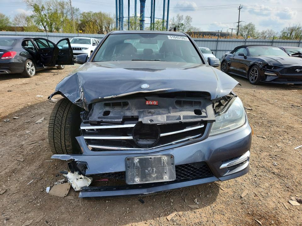 2014 Mercedes-benz C-klasse VIN WDDGF8ABXER313626 COPART salvage auction — FRONT END, Il - Salvage Certificate, sold $1,150 on 2026-07-17 (photo 5)