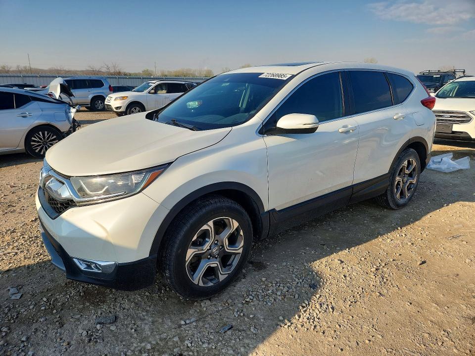 2018 Honda Cr-v VIN 2HKRW2H52JH607300 COPART salvage auction — SIDE, Ks - Cert Of Title-Salvage, sold $6,800 on 2026-07-02 (photo 1)