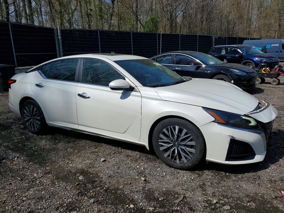 2023 Nissan Altima VIN 1N4BL4DV2PN325104 COPART salvage auction — FRONT END, Md - Cert Of Salvage > 75% Damage, sold $250 on 2026-07-03 (photo 4)