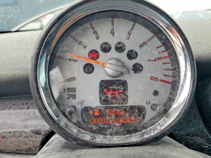 2008 Mini Cooper VIN WMWML33508TP97200 COPART salvage auction — MINOR DENT/SCRATCHES, TX - CERTIFICATE OF TITLE (P), sold $475 on 2026-07-09 (photo 9)