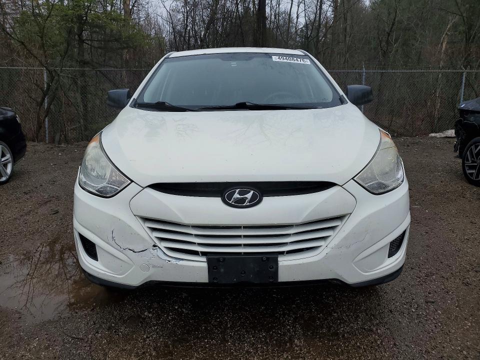 2013 Hyundai Tucson VIN KM8JT3AC7DU718371 COPART salvage auction — FRONT END, On - Permit No Brand - Unfit, sold $900 on 2026-07-28 (photo 5)