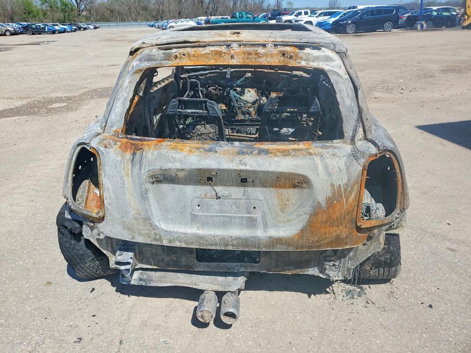 2019 Mini Cooper VIN WMWXP7C50K2A52651 COPART salvage auction — BURN, Ia - Junking Certificate, sold $80 on 2026-07-10 (photo 6)