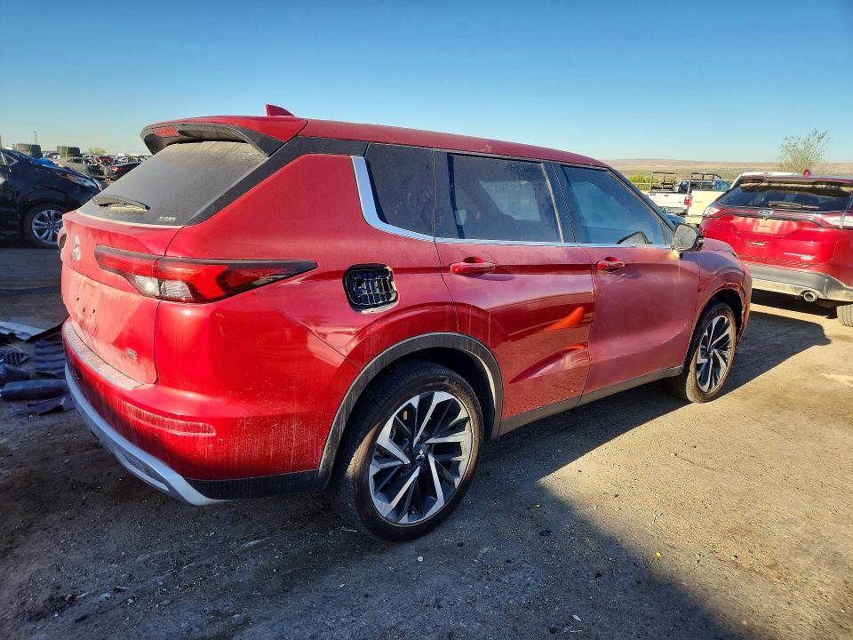 2024 Mitsubishi Outlander VIN JA4J4VA82RZ012440 COPART salvage auction — SIDE, Nm - Cert Of Title-Salvage, sold $7,500 on 2026-07-30 (photo 3)