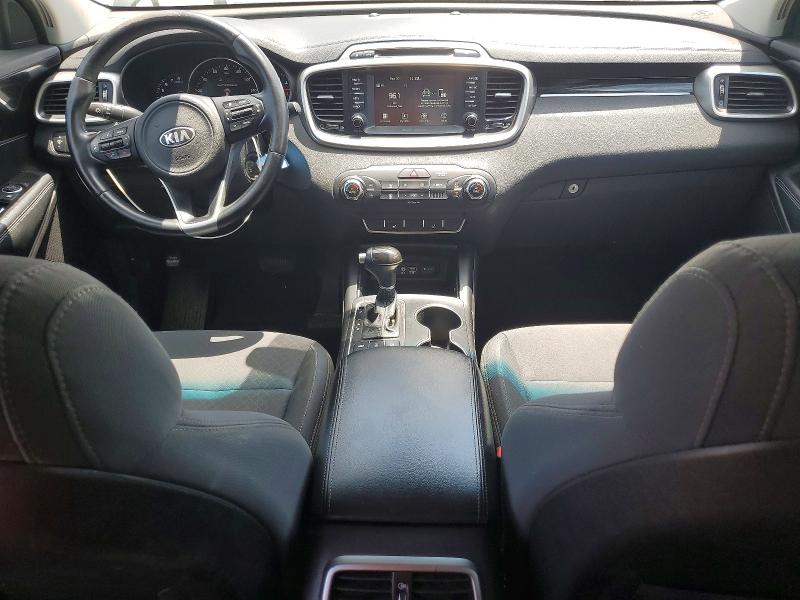 2017 Kia Sorento VIN 5XYPGDA52HG292350 COPART salvage auction — NORMAL WEAR, In - Certificate Of Title (P), sold $2,550 on 2026-07-02 (photo 8)